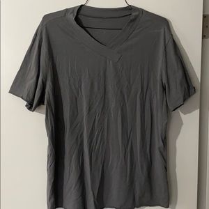 Lululemon v-neck XL